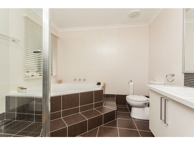 1 Leschenault Boulevard, Munster WA 6166