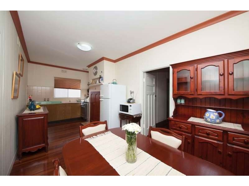 112 Winfield Street, Hamilton Hill WA 6163