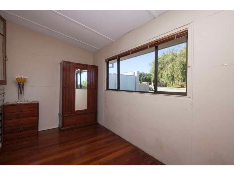 112 Winfield Street, Hamilton Hill WA 6163