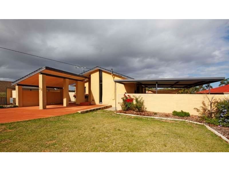 39 Gurney Road, Spearwood WA 6163
