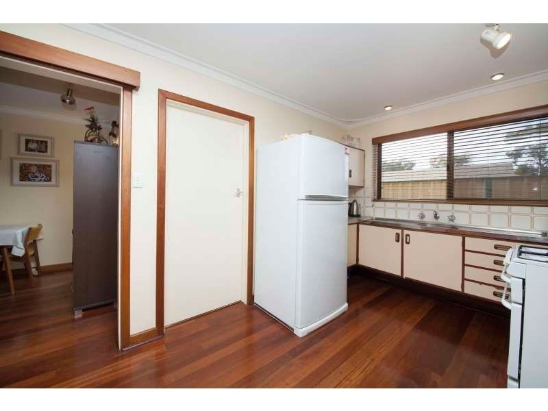 39 Gurney Road, Spearwood WA 6163