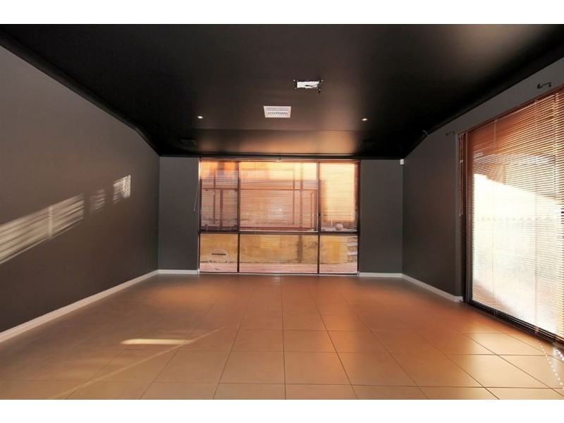 14 Tindal Avenue, Yangebup WA 6164