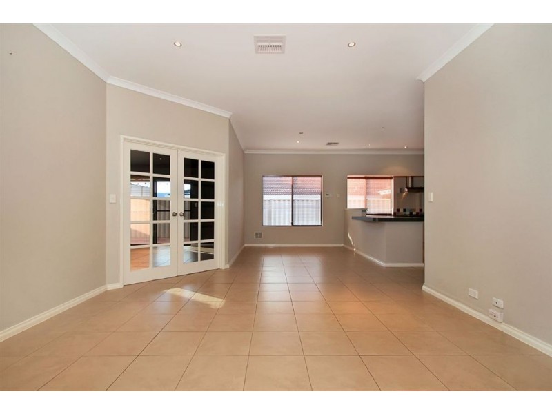 14 Tindal Avenue, Yangebup WA 6164