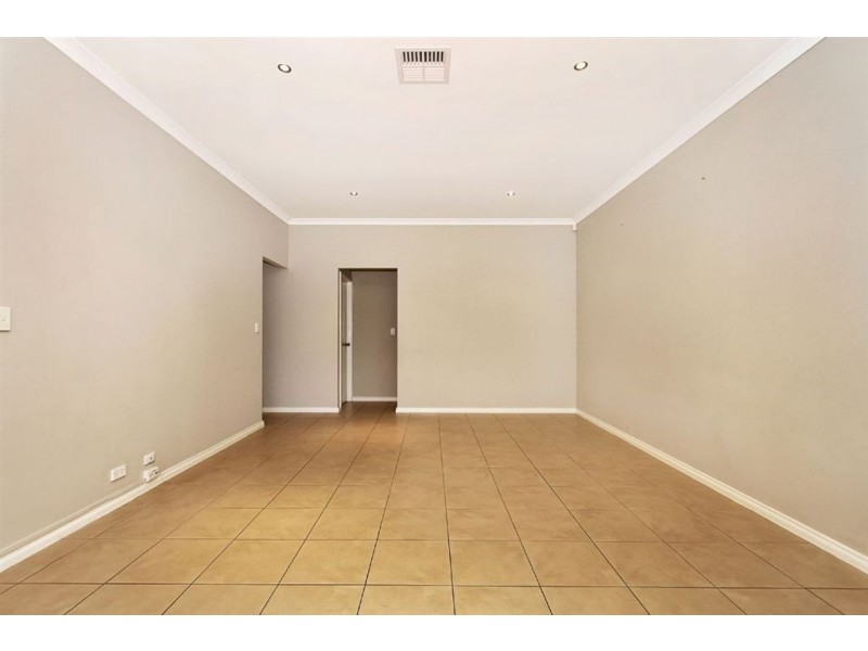 14 Tindal Avenue, Yangebup WA 6164