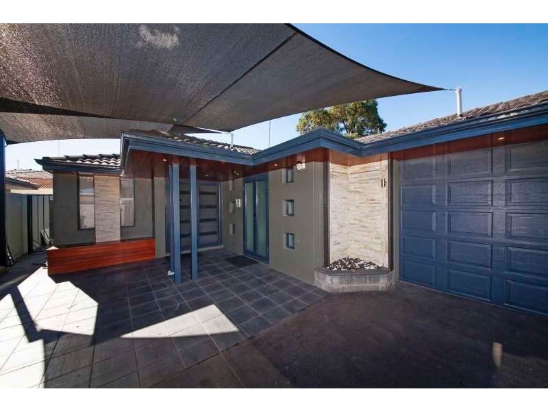 8B Shallow Street, Spearwood WA 6163