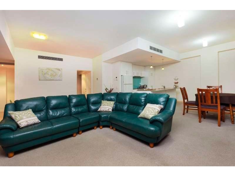 13/11 Bennett Street, East Perth WA 6004