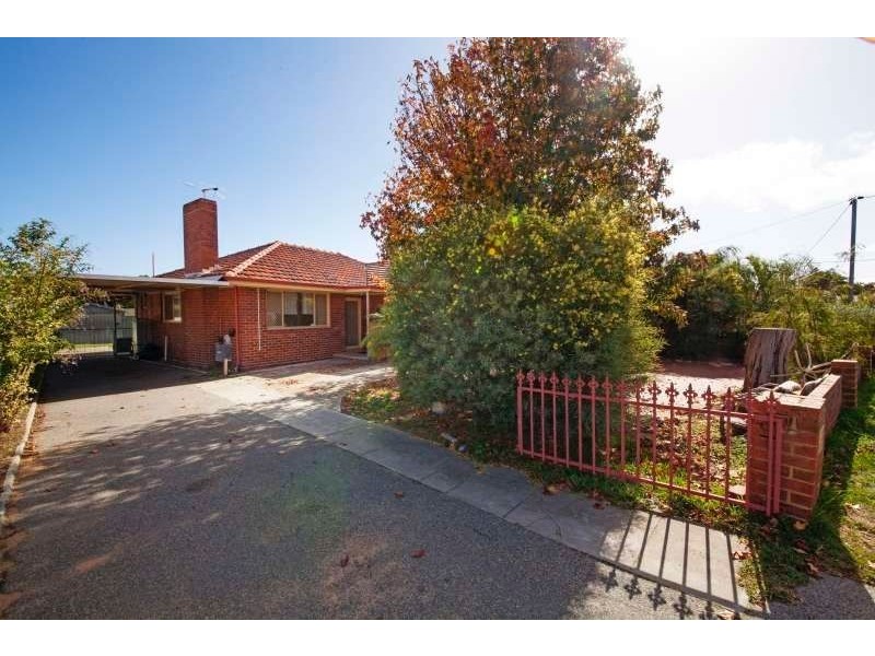 3 Bitton Street, Hamilton Hill WA 6163