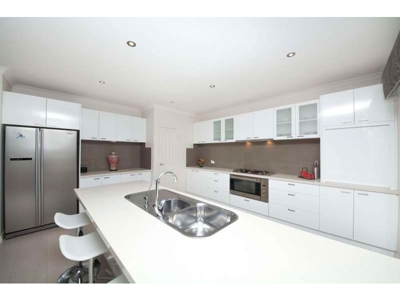 33 Panarea Crest, Yangebup WA 6164
