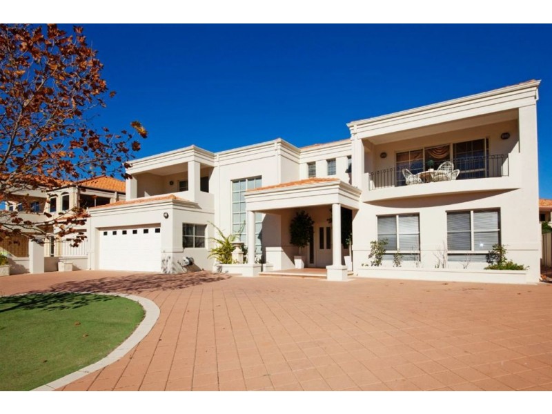 24 Fairbairn Road, Coogee WA 6166