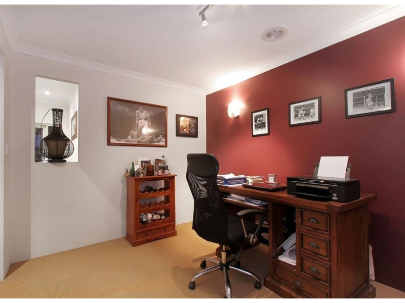 5 Ashendon Boulevard, Hammond Park WA 6164