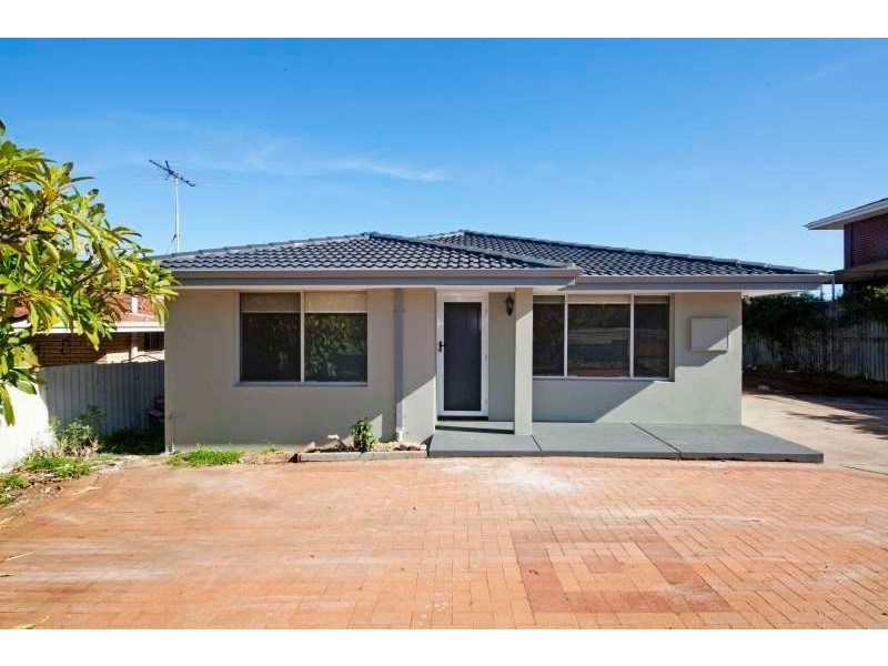 35 Hamilton Road, Hamilton Hill WA 6163