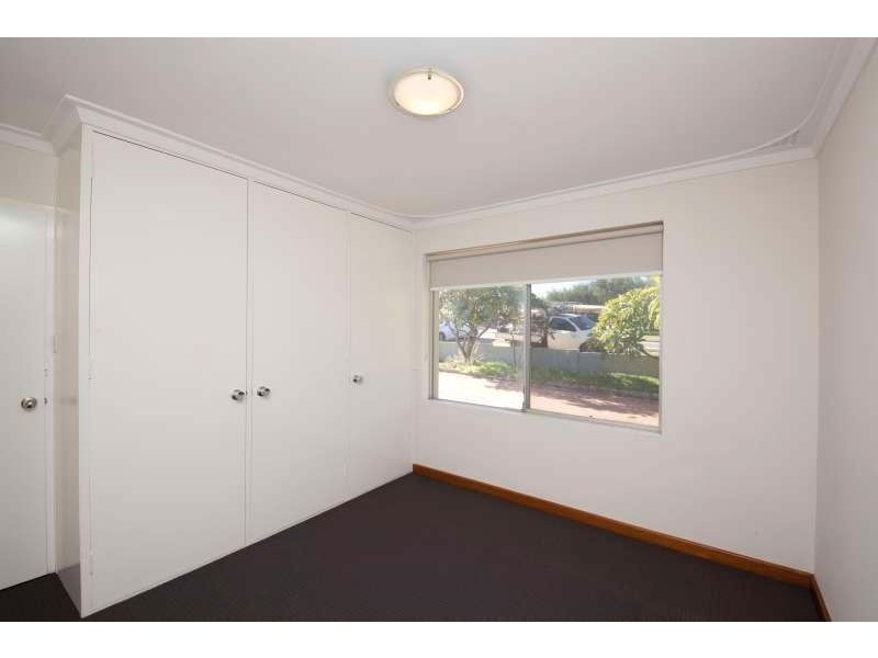 35 Hamilton Road, Hamilton Hill WA 6163