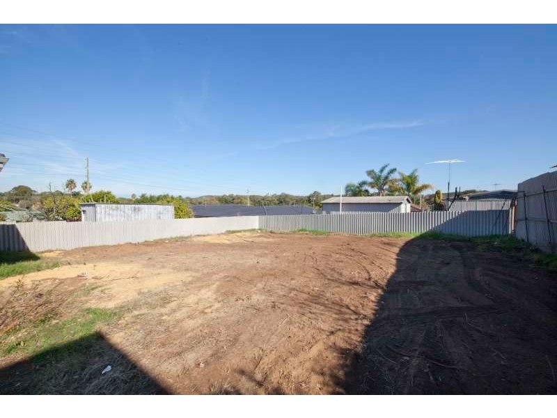 35 Hamilton Road, Hamilton Hill WA 6163