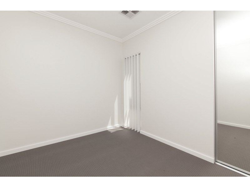 12 Scroop Way, Spearwood WA 6163