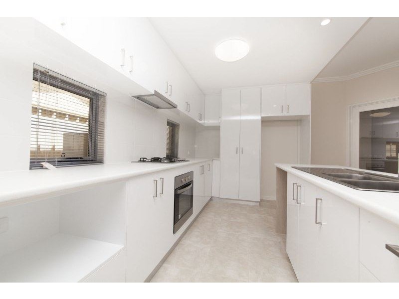 3/12 Scroop Way, Spearwood WA 6163