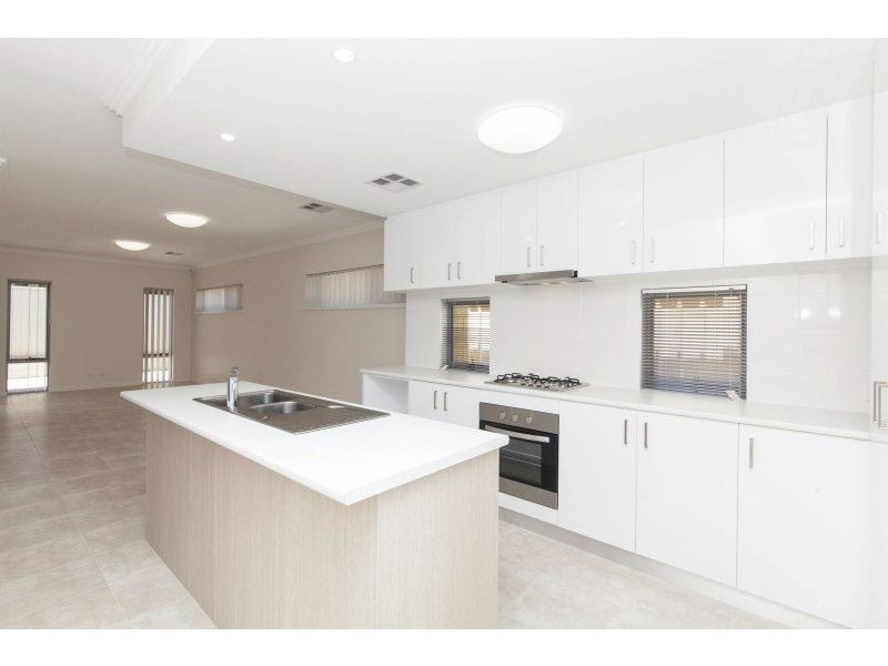 3/12 Scroop Way, Spearwood WA 6163