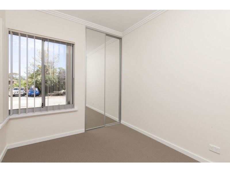 3/12 Scroop Way, Spearwood WA 6163