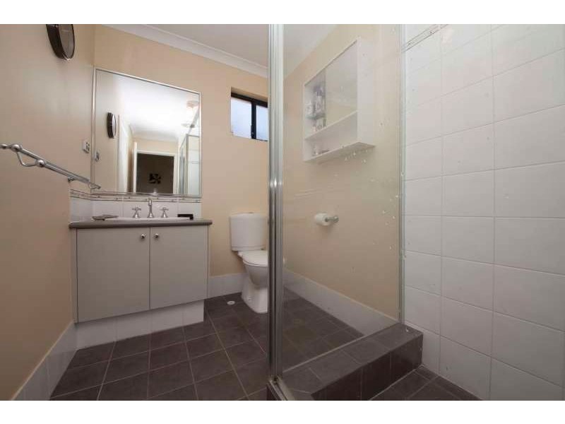 1 Swallowtail Avenue, Success WA 6164