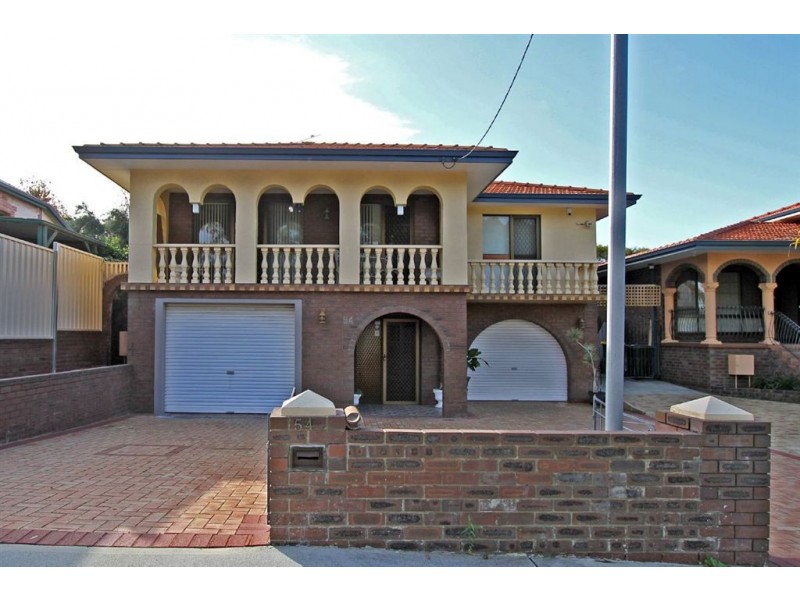 54 Watkins Street, White Gum Valley WA 6162