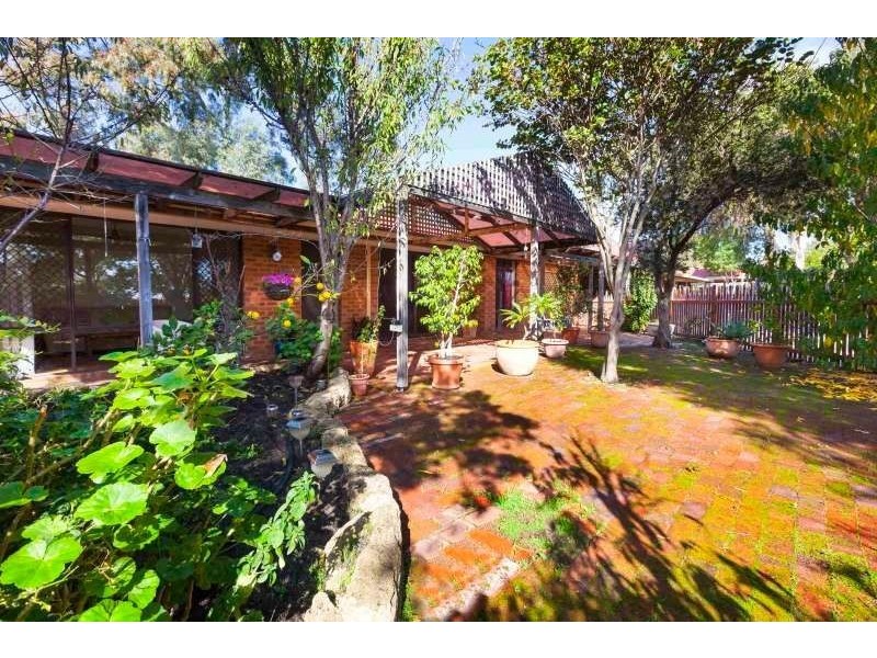 14A Blacksmith Court, Bibra Lake WA 6163