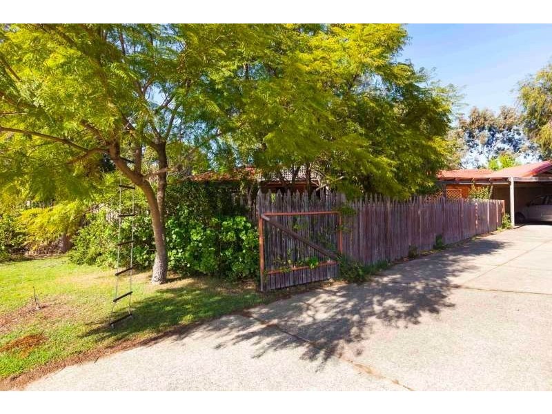 14A Blacksmith Court, Bibra Lake WA 6163