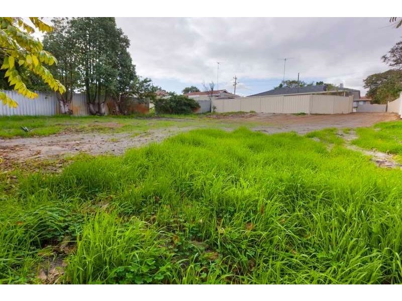 2/45 Doolette Street, Spearwood WA 6163