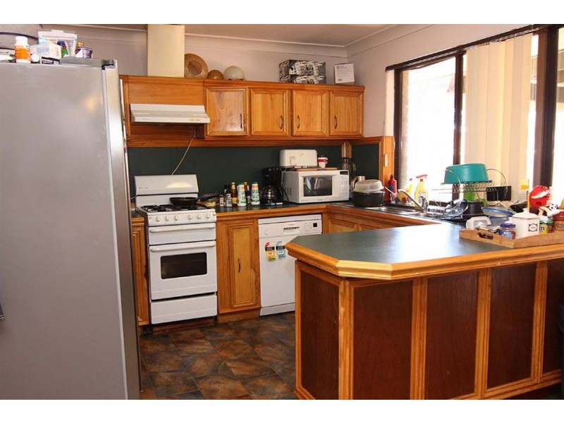 138 Phoenix Road, Hamilton Hill WA 6163