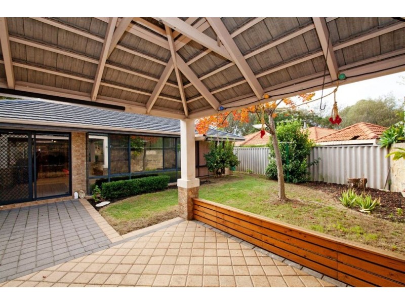 12 Lesueur Pass, Beeliar WA 6164