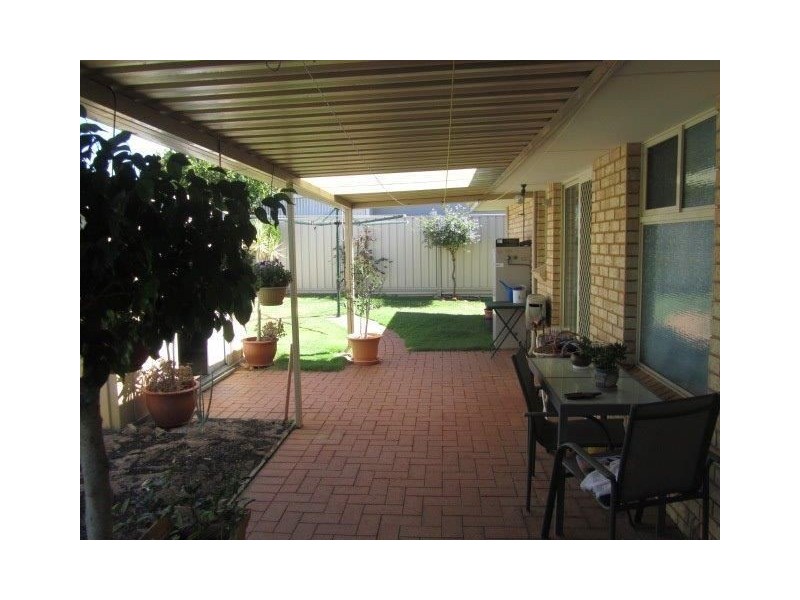 36 Garden Road, Spearwood WA 6163