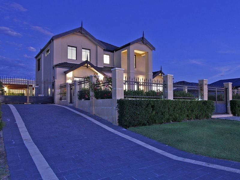 39 Birchley Road, Yangebup WA 6164