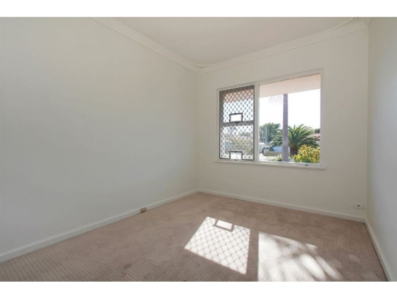 71 Edeline Street, Spearwood WA 6163