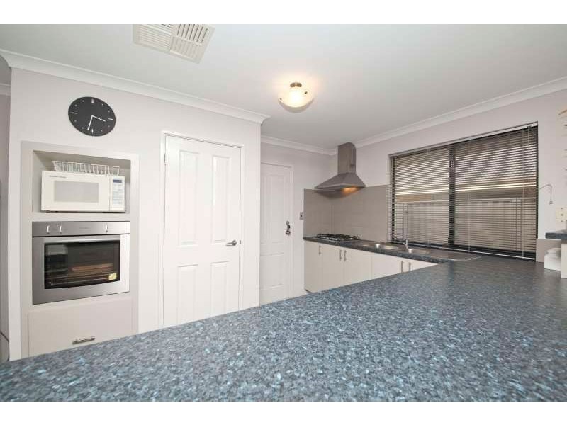 12 Pavonia Parade, Baldivis WA 6171