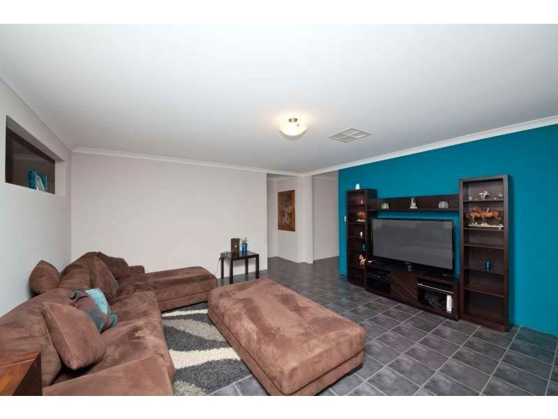 12 Pavonia Parade, Baldivis WA 6171
