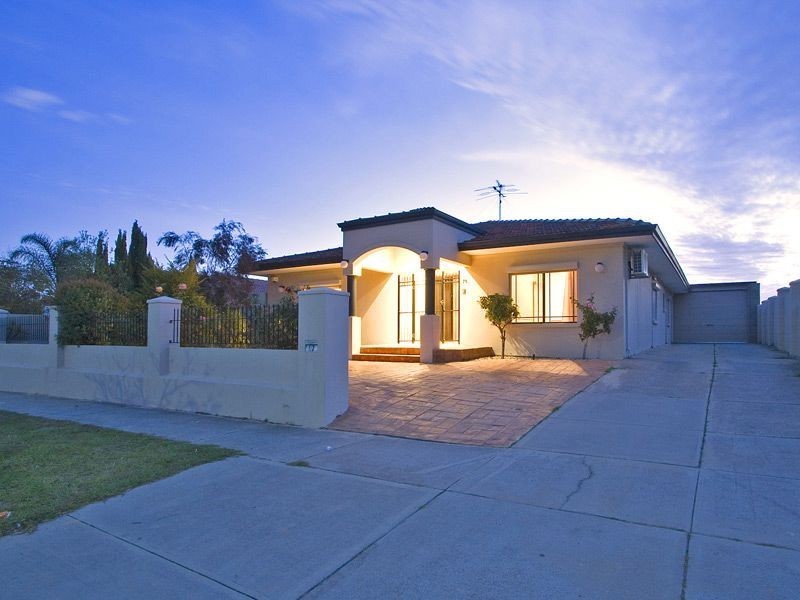 71 Paget Street, Hilton WA 6163