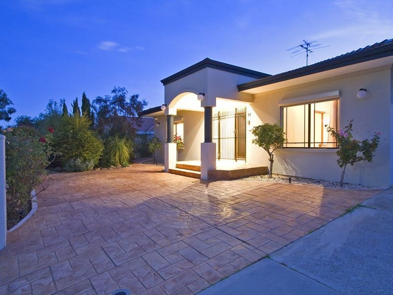 71 Paget Street, Hilton WA 6163