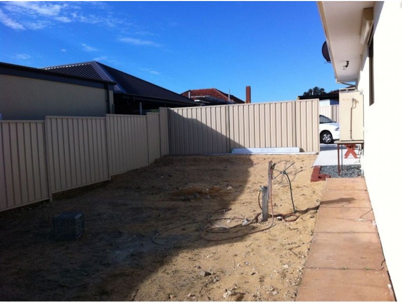 71A Paget Street, Hilton WA 6163