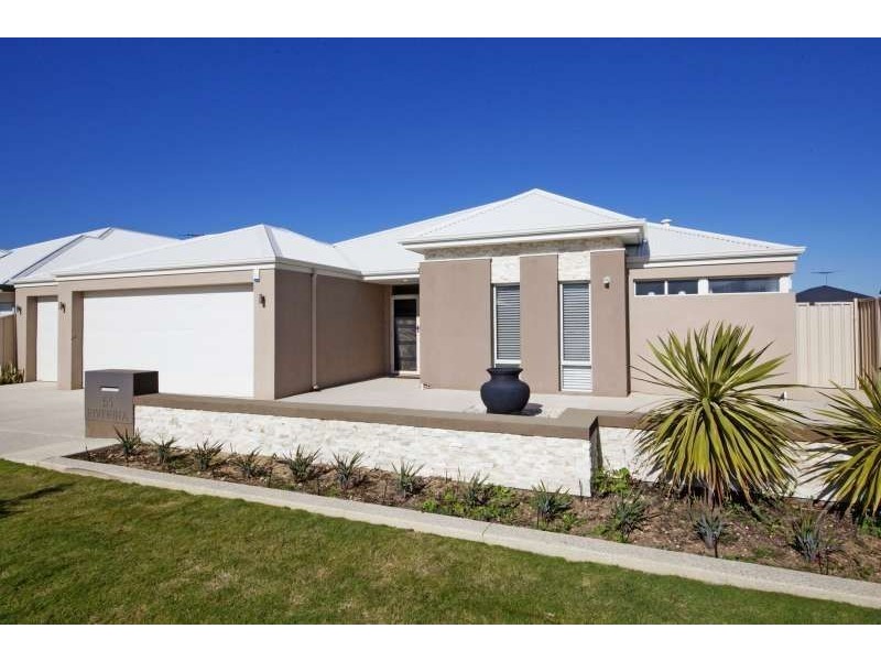 51 Riverina Parade, Munster WA 6166