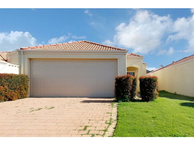 2/231 Hamilton Road, Coogee WA 6166