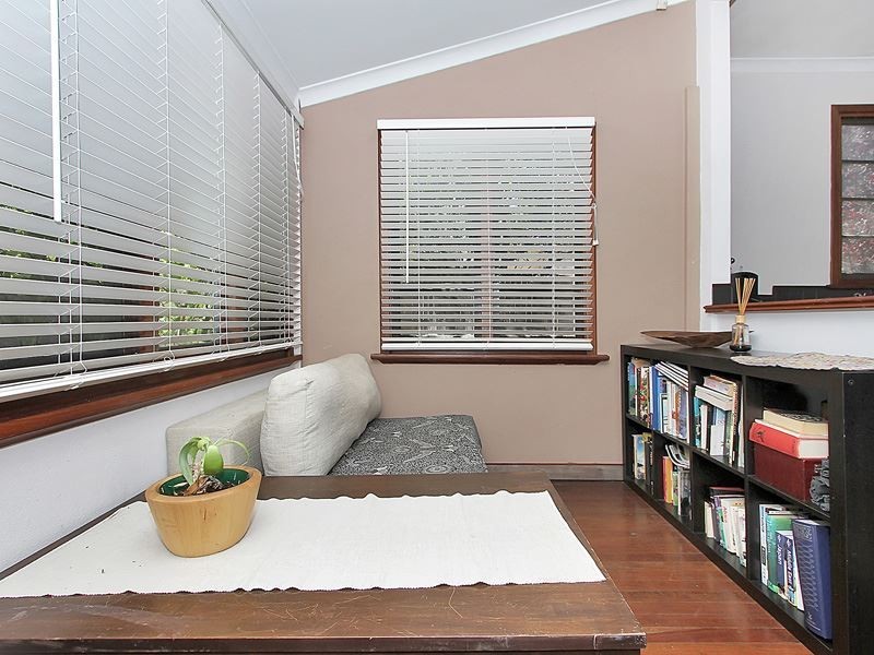 78 Paget Street, Hilton WA 6163