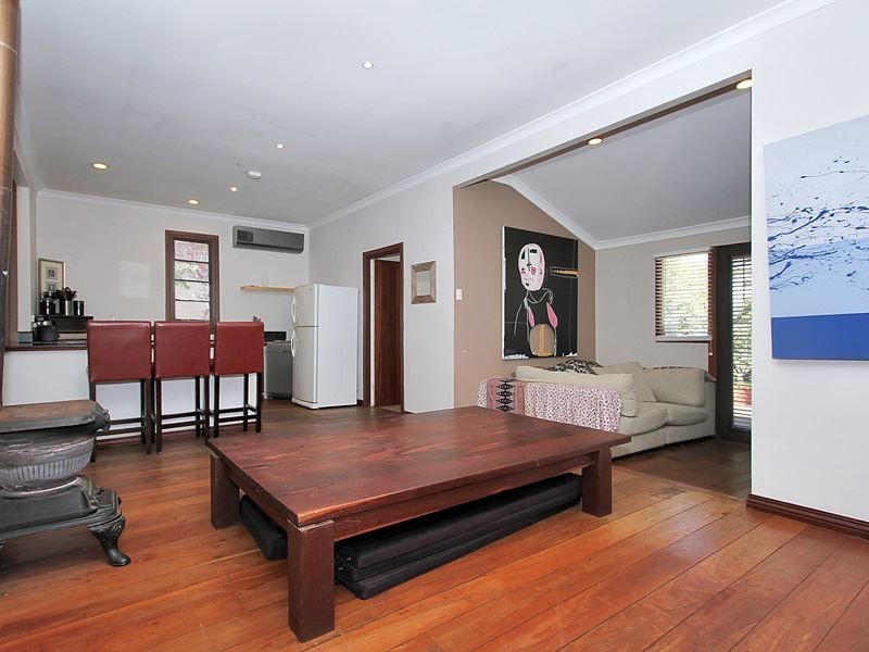 78 Paget Street, Hilton WA 6163