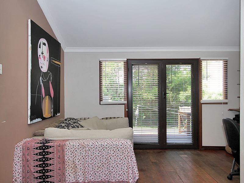 78 Paget Street, Hilton WA 6163