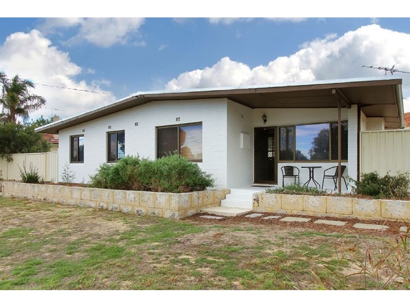 6 Caliban Way, Coolbellup WA 6163