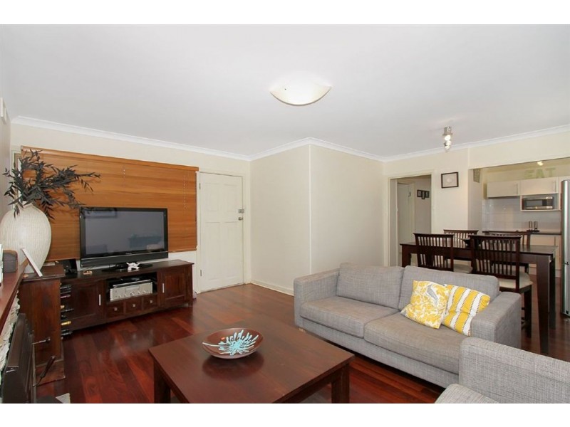 6 Caliban Way, Coolbellup WA 6163