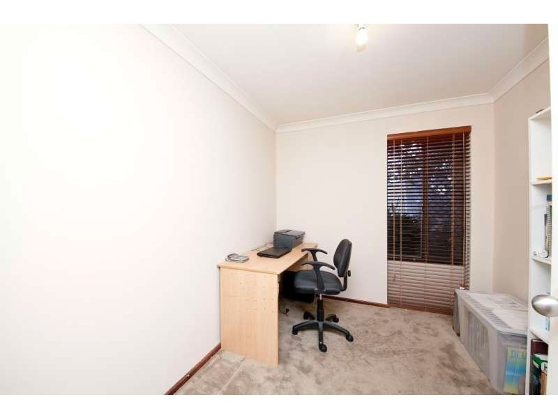 17 Krugger Place, Leeming WA 6149