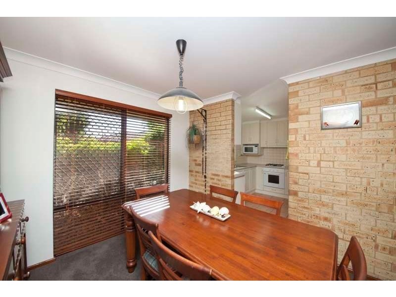 17 Krugger Place, Leeming WA 6149