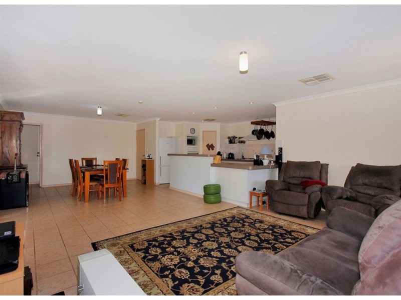 28 Streeter Way, Beeliar WA 6164