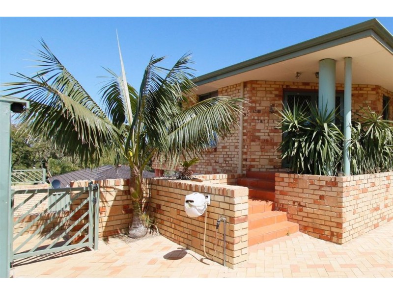 21 Arlington Loop, Coogee WA 6166