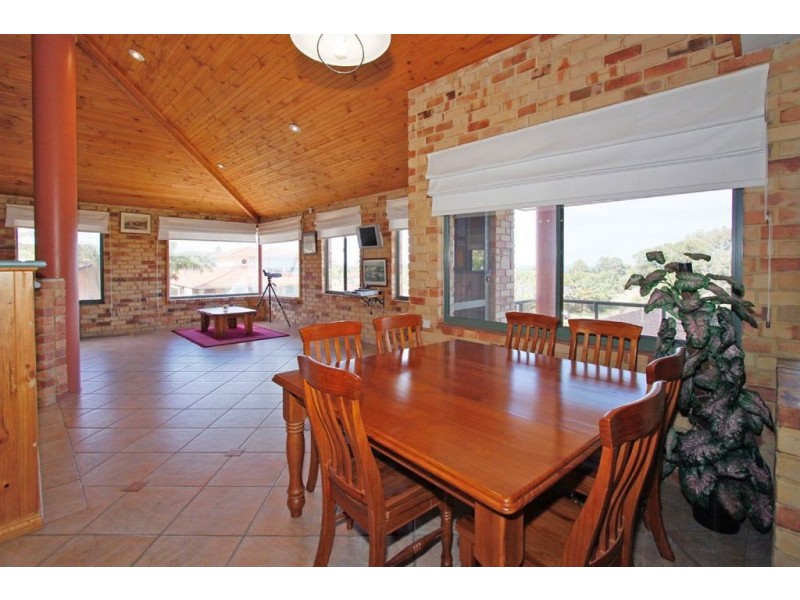 21 Arlington Loop, Coogee WA 6166
