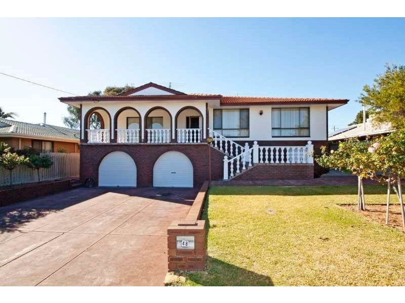 48 Pilgrim Way, Hamilton Hill WA 6163