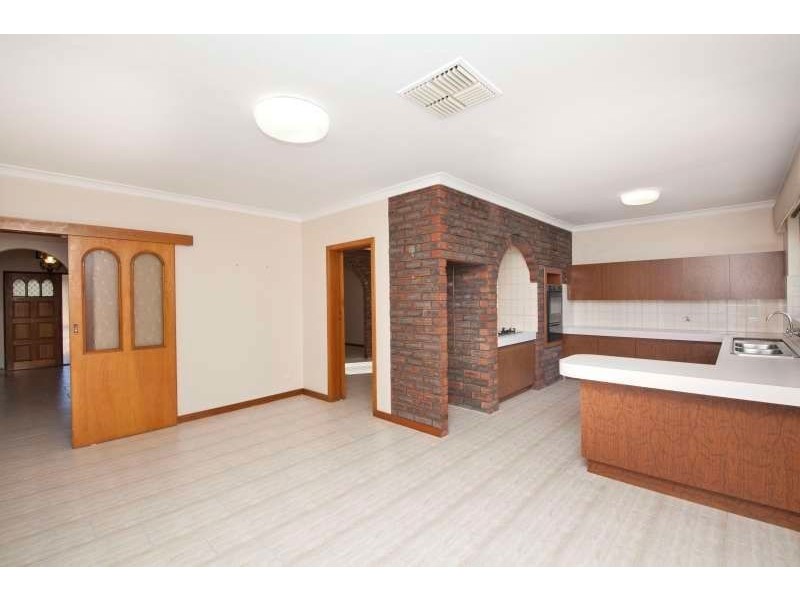 48 Pilgrim Way, Hamilton Hill WA 6163